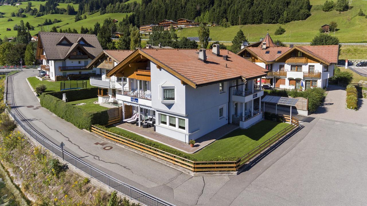 Appartments Lercher Irma San Candido Dış mekan fotoğraf